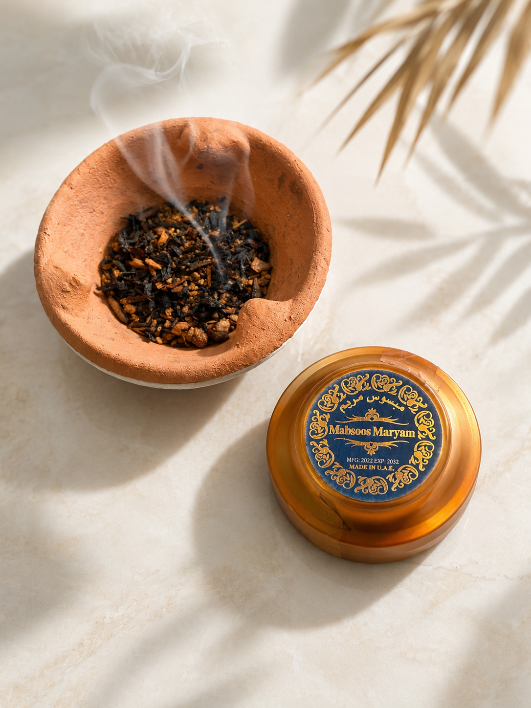 Oud, camphre & notes végétales de neem